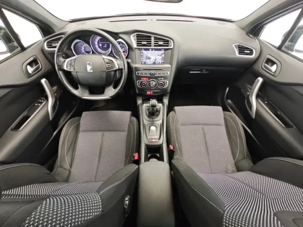 Citroën DS4 Crossback PureTech 130 S&S 29