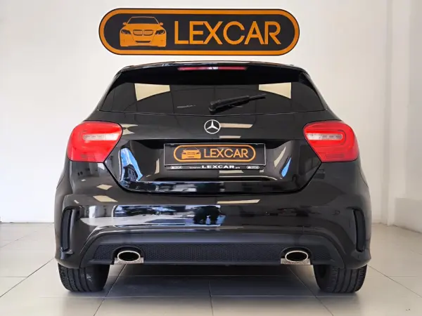 Mercedes-Benz A 180 (BlueEFFICIENCY) AMG Sport 4