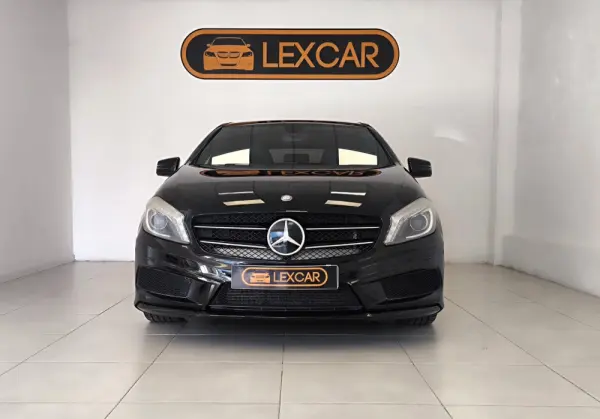 Mercedes-Benz A 180 (BlueEFFICIENCY) AMG Sport 17