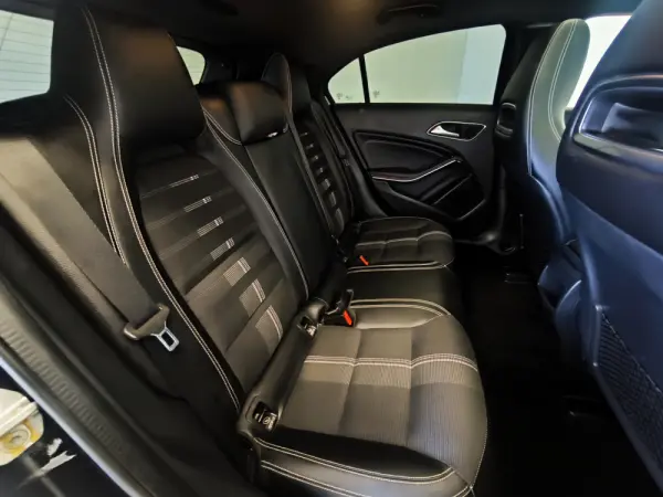 Mercedes-Benz A 180 CDI (BlueEFFICIENCY) AMG 65