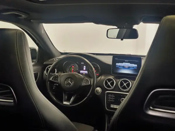 Mercedes-Benz A 180 CDI (BlueEFFICIENCY) AMG 70