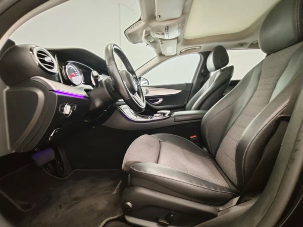 Mercedes-Benz E 220 54