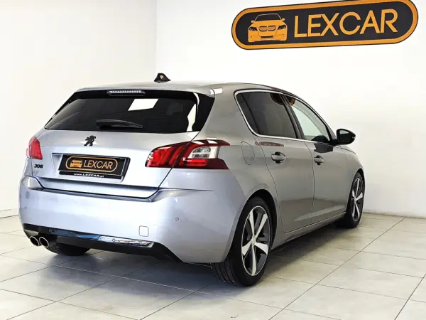 Peugeot 308 1.2 PureTech Allure Pack 22
