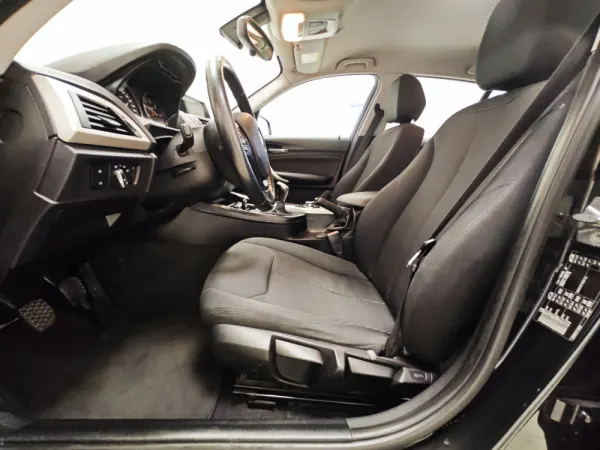 BMW 114 d Line Sport 37