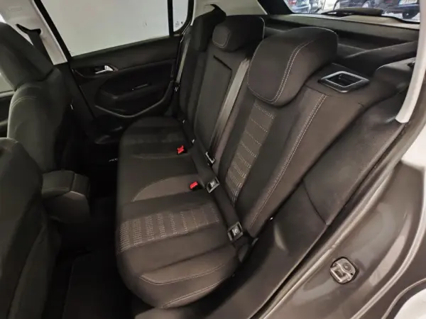 Peugeot 308 1.2 PureTech Allure Pack 39