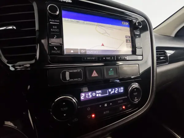 Mitsubishi Outlander 2.0 PHEV Instyle 41