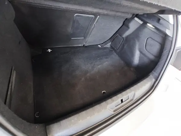 Peugeot 308 1.2 PureTech Allure Pack 42