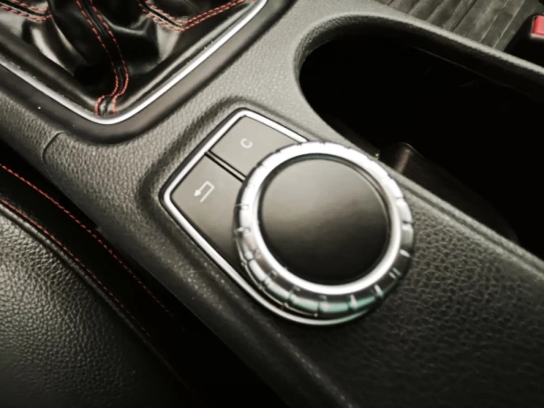 Mercedes-Benz A 180 (BlueEFFICIENCY) AMG Sport 37