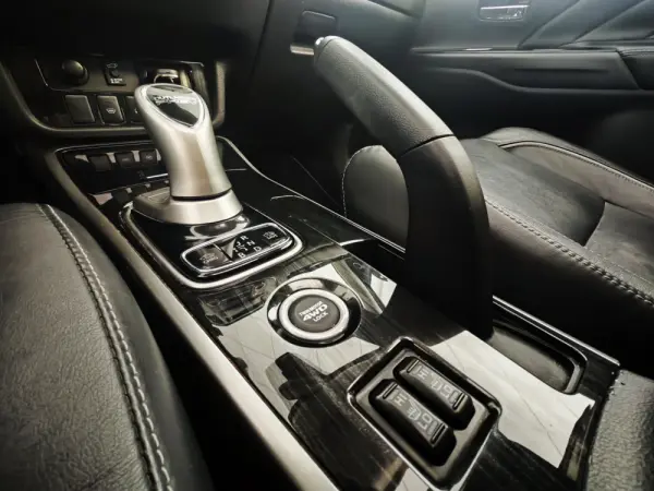 Mitsubishi Outlander 2.0 PHEV Instyle 7