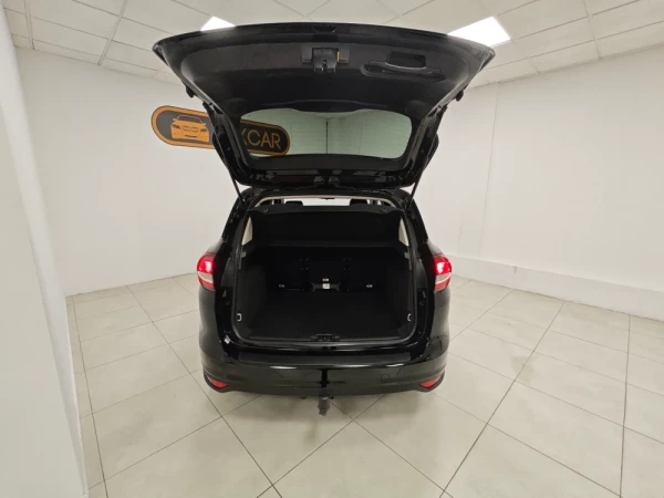 Ford C-Max 1.5 TDCi S&S Trend 26