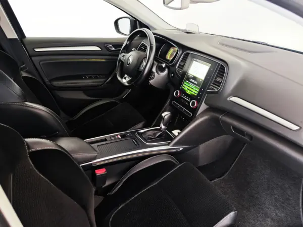 Renault Mégane ENERGY TCe 130 EDC INTENS 28