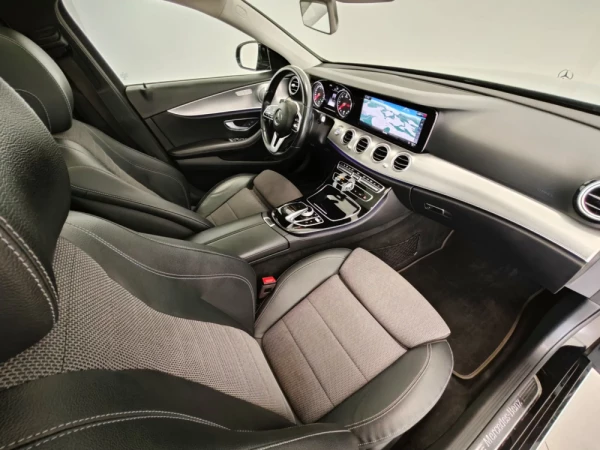 Mercedes-Benz E 220 63