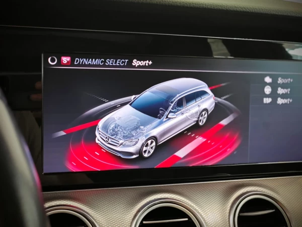 Mercedes-Benz E 220 50