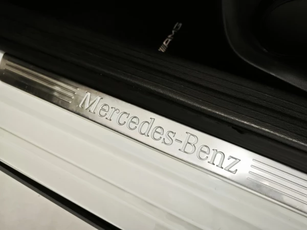 Mercedes-Benz A 180 (BlueEFFICIENCY) AMG Sport 31