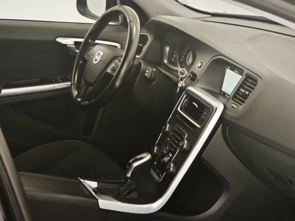 Volvo V60 D2 Geartronic Powershift Edition 7