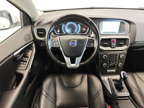 Volvo V40 1.6 D2 Summum Eco 27
