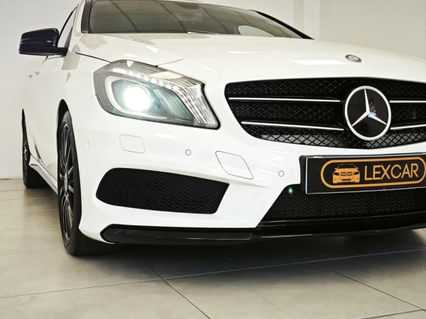 Mercedes-Benz A 180 (BlueEFFICIENCY) AMG Sport 12