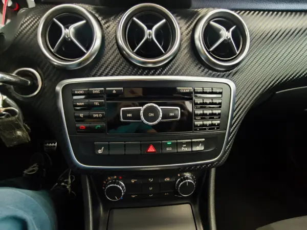 Mercedes-Benz A 180 (BlueEFFICIENCY) AMG Sport 42