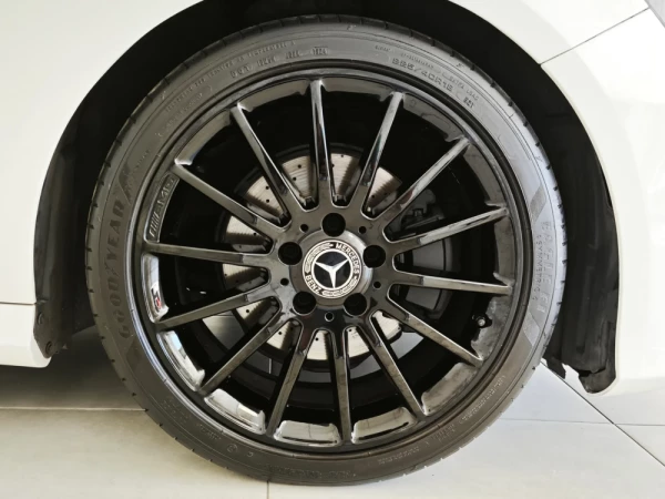 Mercedes-Benz A 180 (BlueEFFICIENCY) AMG Sport 11