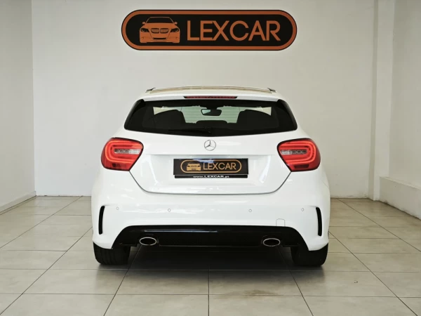 Mercedes-Benz A 180 (BlueEFFICIENCY) AMG Sport 44