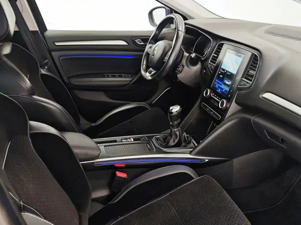 Renault Mégane ENERGY TCe 130 INTENS 37