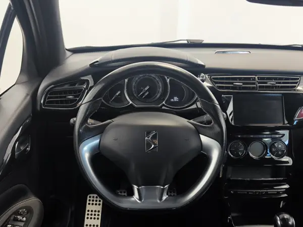 DS DS3 PureTech 130 Start & Stop SportChic 63