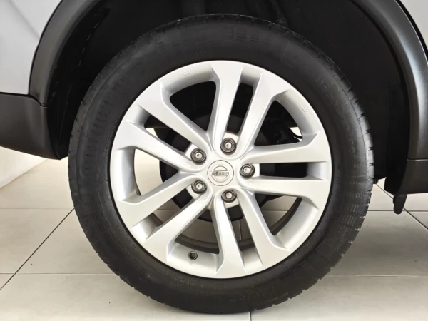 Nissan Juke 1.2 DIG-T Tekna S 16