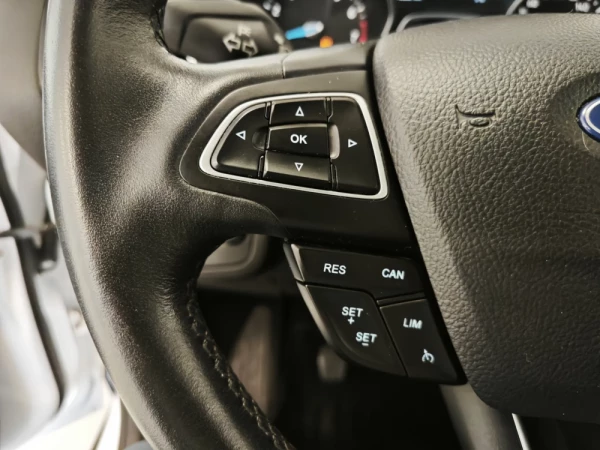 Ford C-Max 1.0 Ecoboost S&S Titanium 34