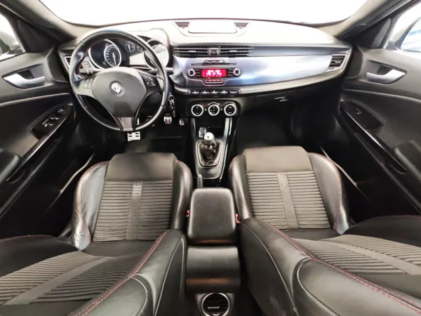 Alfa Romeo Giulietta 1.6 JTDm Progression 22