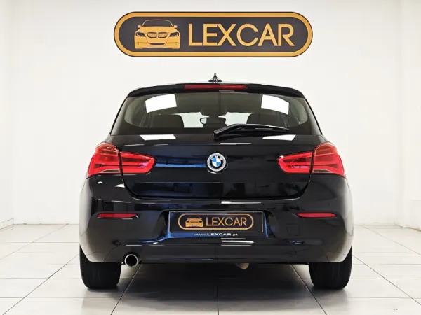 BMW 114 d Line Sport 4