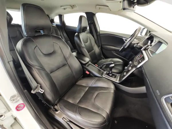 Volvo V40 1.6 D2 Summum Eco 43