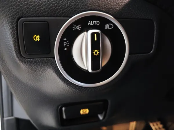 Mercedes-Benz A 180 Autotronic 29