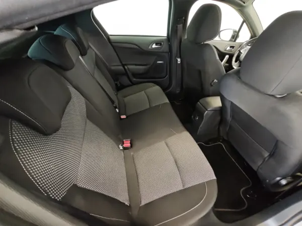 Citroën DS4 Crossback PureTech 130 S&S 38