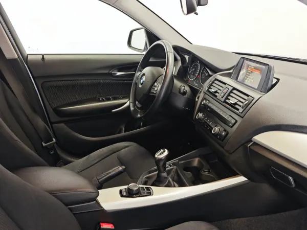 BMW 114 d Line Sport 27