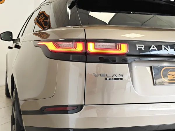 Land Rover Range Rover Velar 2.0 D R-Dynamic 24