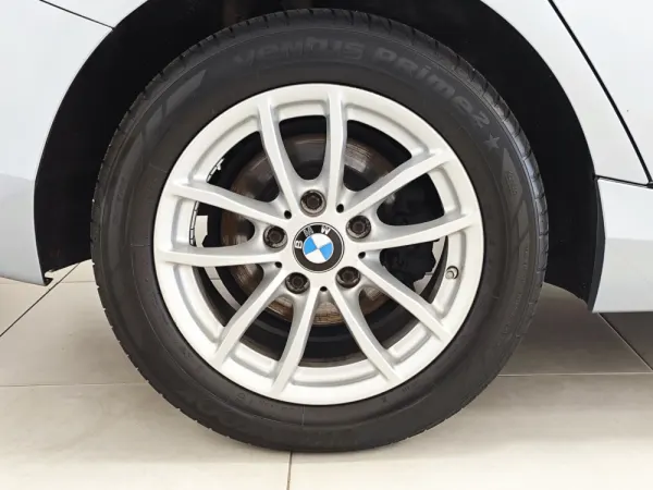 BMW 114 d Line Sport 11
