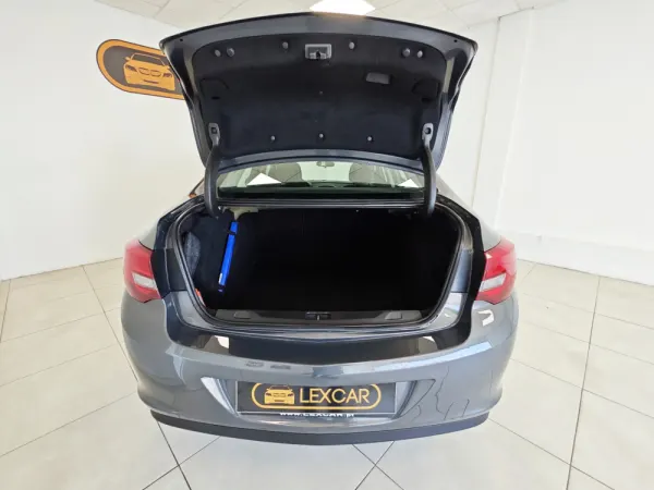 Opel Astra 1.3 CDTi Executive 26