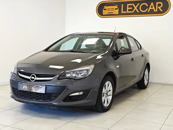 Opel Astra 1.3 CDTi Executive 16