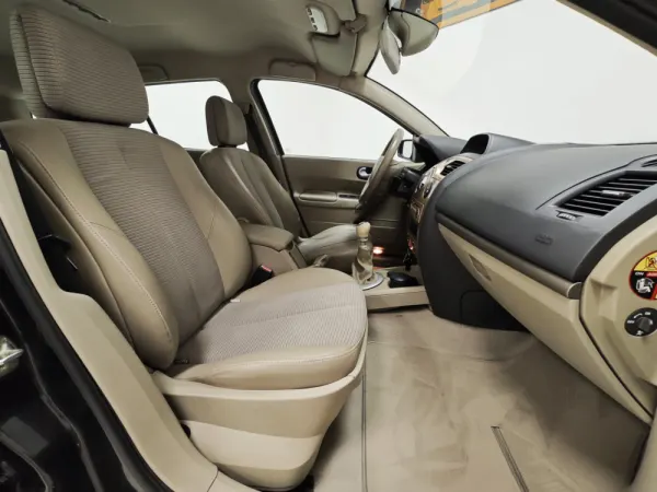 Renault Mégane Break 1.5 dCi Dynamique Luxe 27