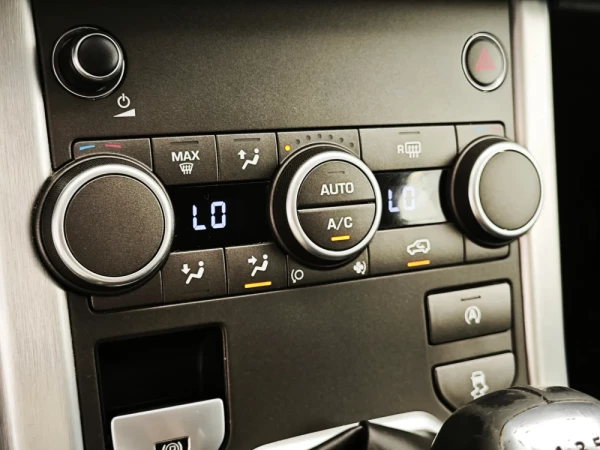 Land Rover Range Rover Evoque TD4 SE Dynamic 35