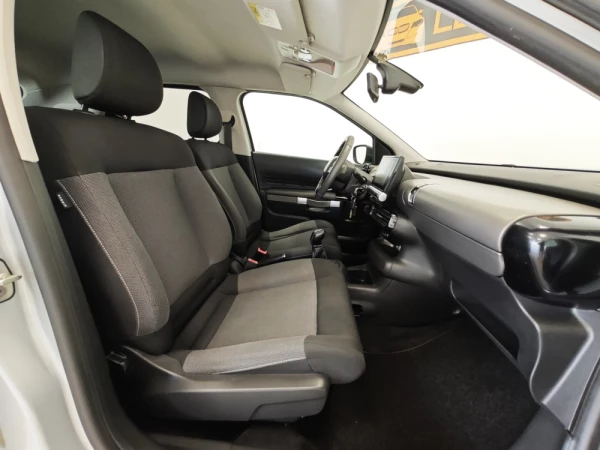 Citroën C4 Cactus 1.2 PureTech Shine 26