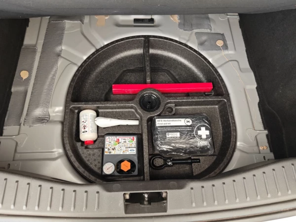 Ford Focus 1.0 EcoBoost S&S ST-Line 43