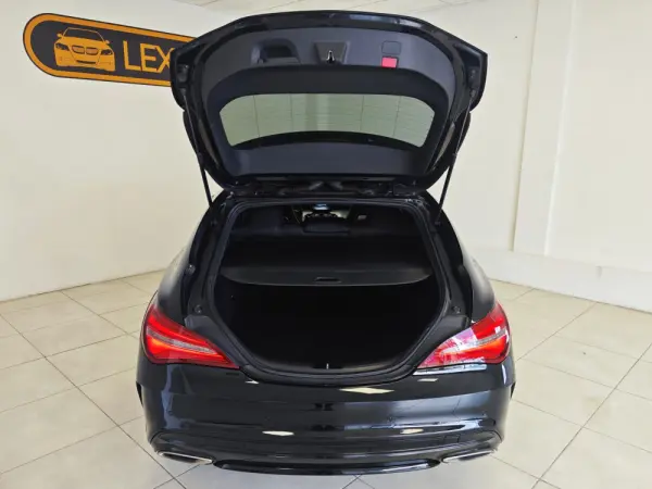 Mercedes-Benz CLA 180 7G-DCT AMG Line 24