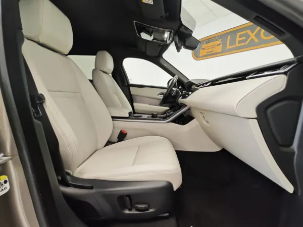 Land Rover Range Rover Velar 2.0 D R-Dynamic 52