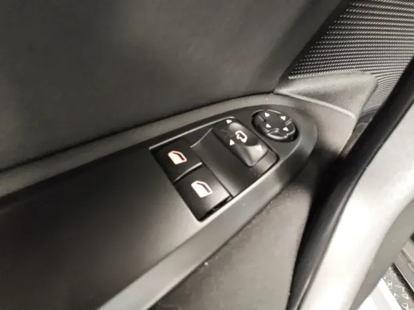 Citroën DS4 Crossback PureTech 130 S&S 32