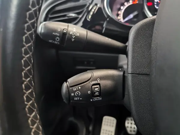 DS DS3 PureTech 130 Start & Stop SportChic 52
