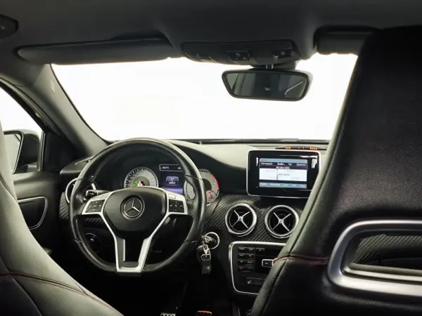 Mercedes-Benz A 180 (BlueEFFICIENCY) AMG Sport 64