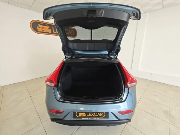 Volvo V40 1.6 D2 Momentum 45