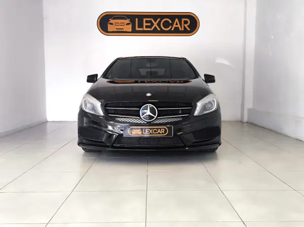 Mercedes-Benz A 180 (BlueEFFICIENCY) AMG Sport 12