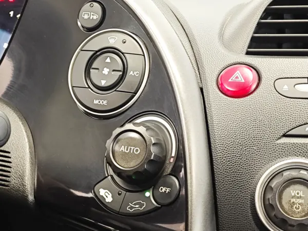 Honda Civic 1.8 VTEC Sport 25